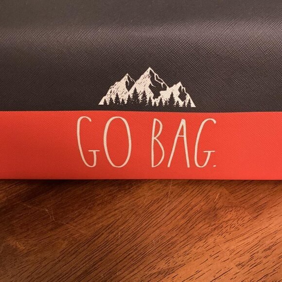 CLOSE OUT Rae Dunn Men's "GO BAG" Toiletry Bag - Picture 6 of 6